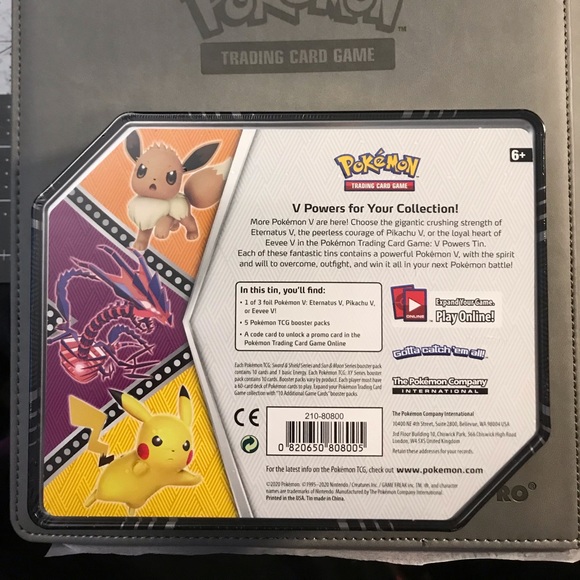 Eevee V Tin SEALED Pokemon Cards 5 TCG booster Packs included - Picture 3 of 3